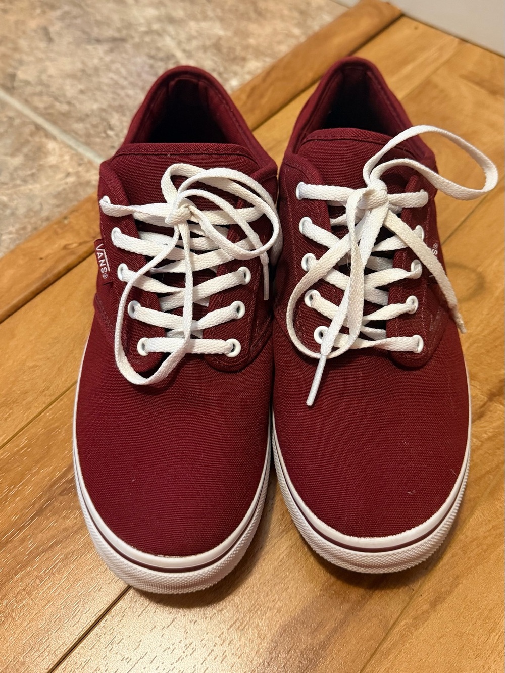 Vans Woman’s Canvas Sneakers - Burgundy